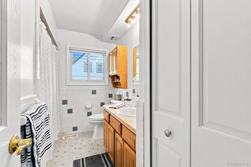 49860 Miller Court Chesterfield Township MI 48047