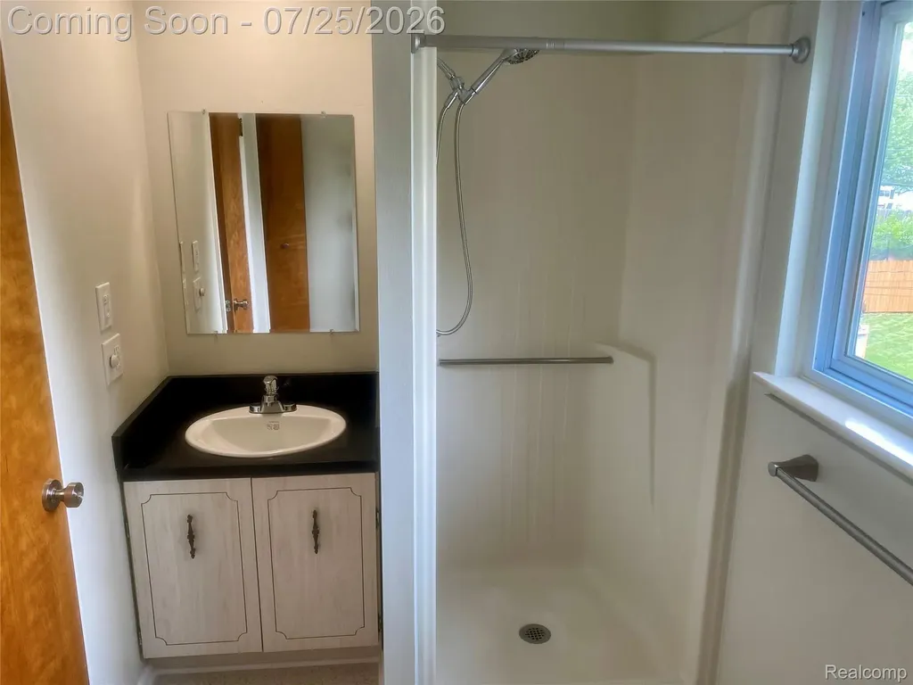 4518 Woodland Ave Avenue Royal Oak City MI 48073