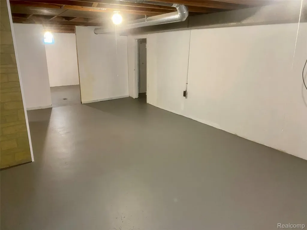 4518 Woodland Avenue Royal Oak City MI 48073