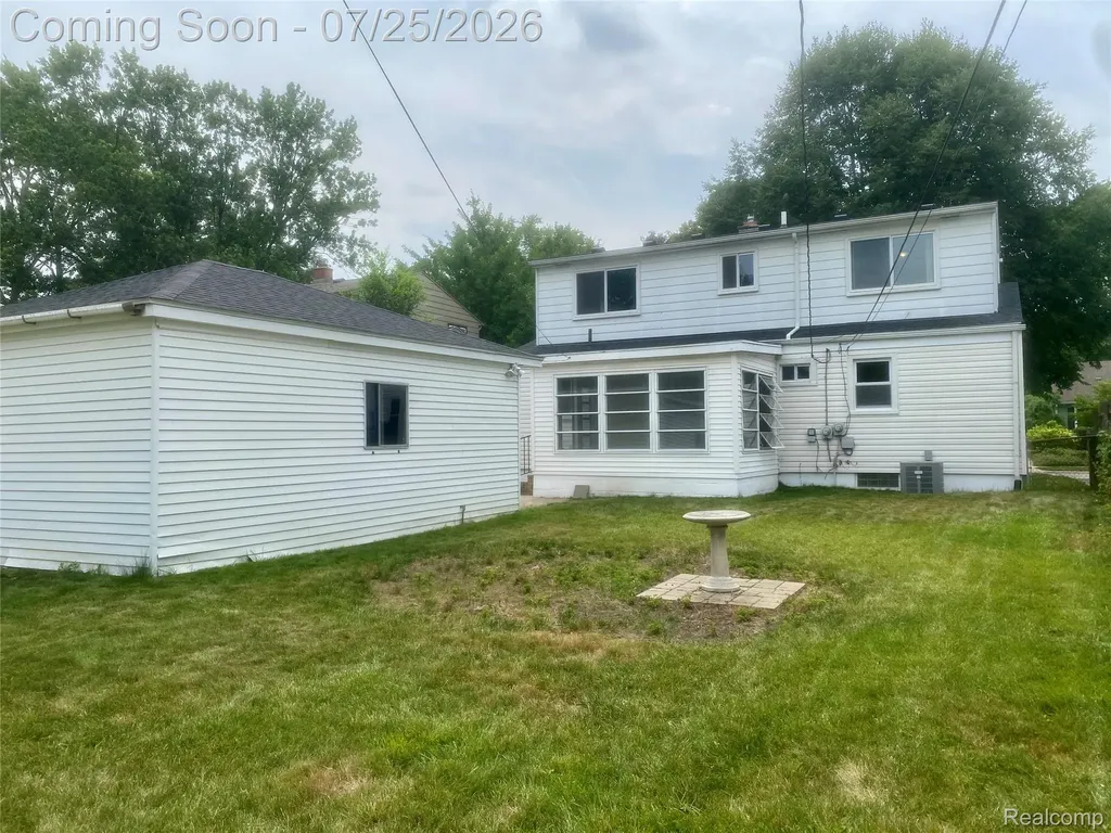 4518 Woodland Ave Avenue Royal Oak City MI 48073