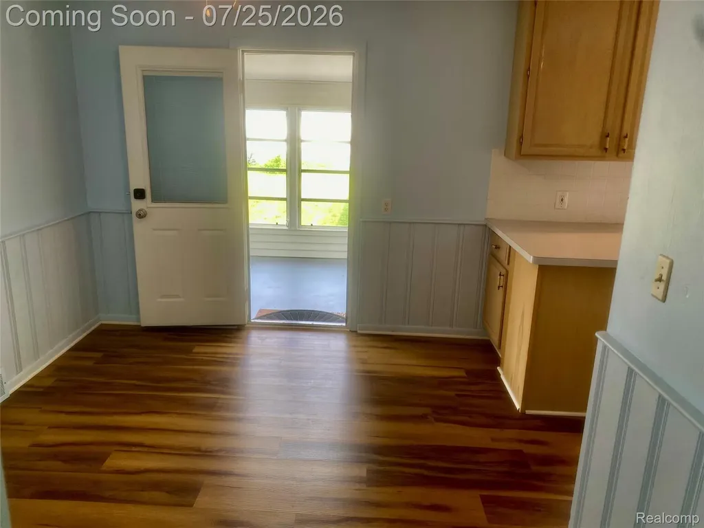 4518 Woodland Ave Avenue Royal Oak City MI 48073