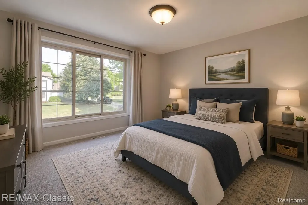 25522 Surrey Lane Farmington Hills City MI 48335