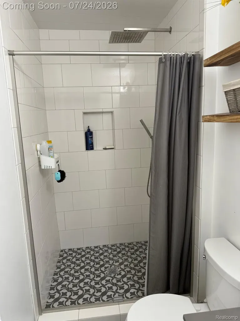 4650 Island Park Drive Waterford Charter Township MI 48329
