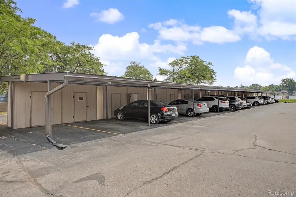 2445 Riverside Drive Trenton City MI 48183