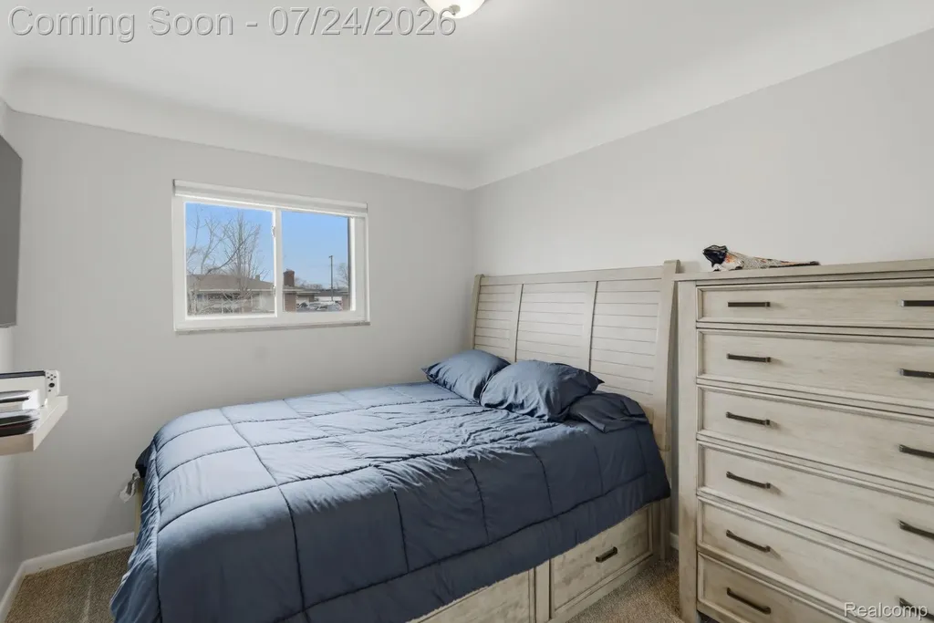 19906 Mauer Street St. Clair Shores City MI 48080