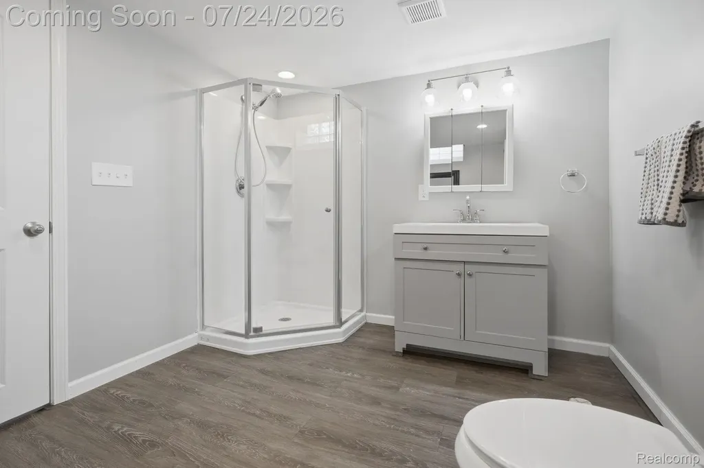 19906 Mauer Street St. Clair Shores City MI 48080