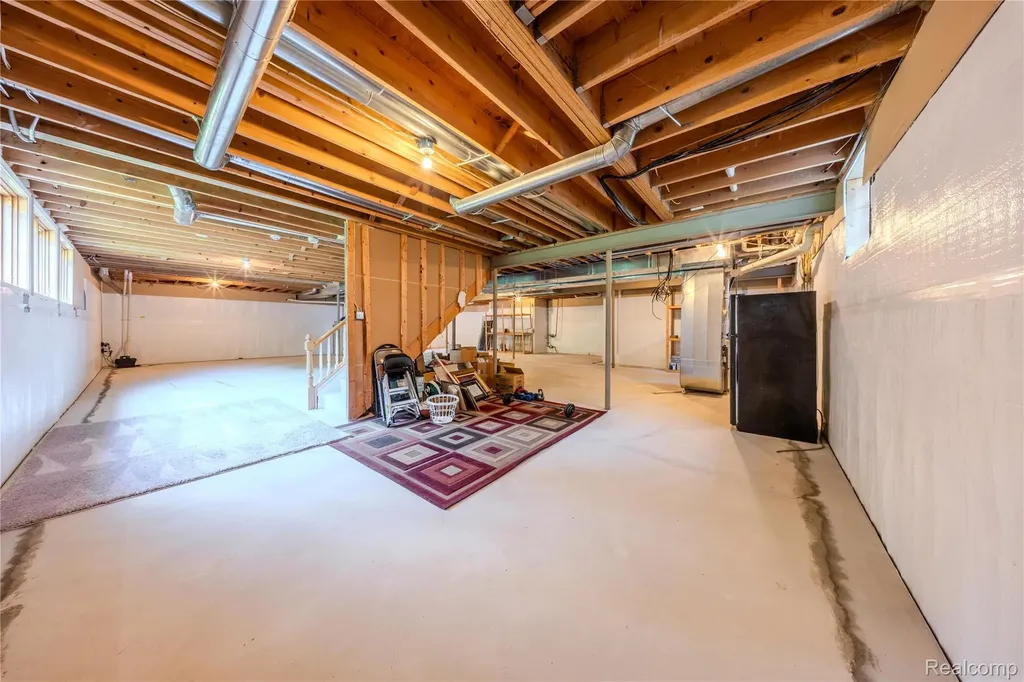 819 Majestic Drive Rochester Hills City MI 48306