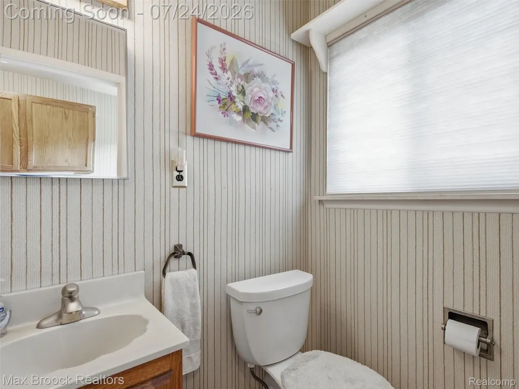 30056 Blancke Drive Warren City MI 48093