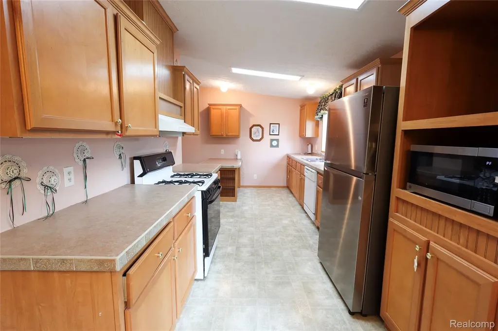 3423 Green Apple Court Ash Township MI 48117