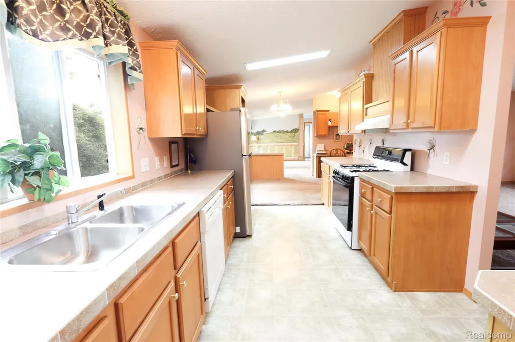 3423 Green Apple Court Ash Township MI 48117