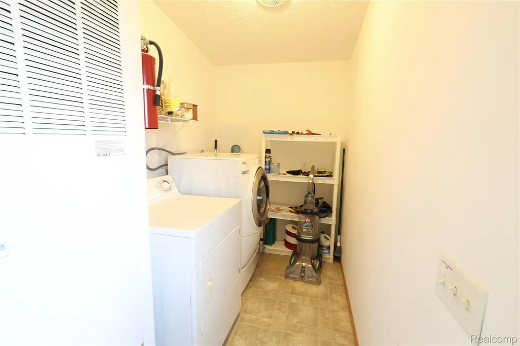 3423 Green Apple Court Ash Township MI 48117