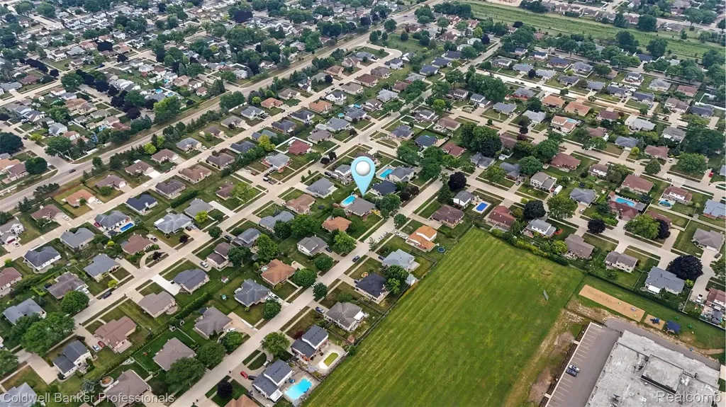36544 Thomas Drive Sterling Heights City MI 48312