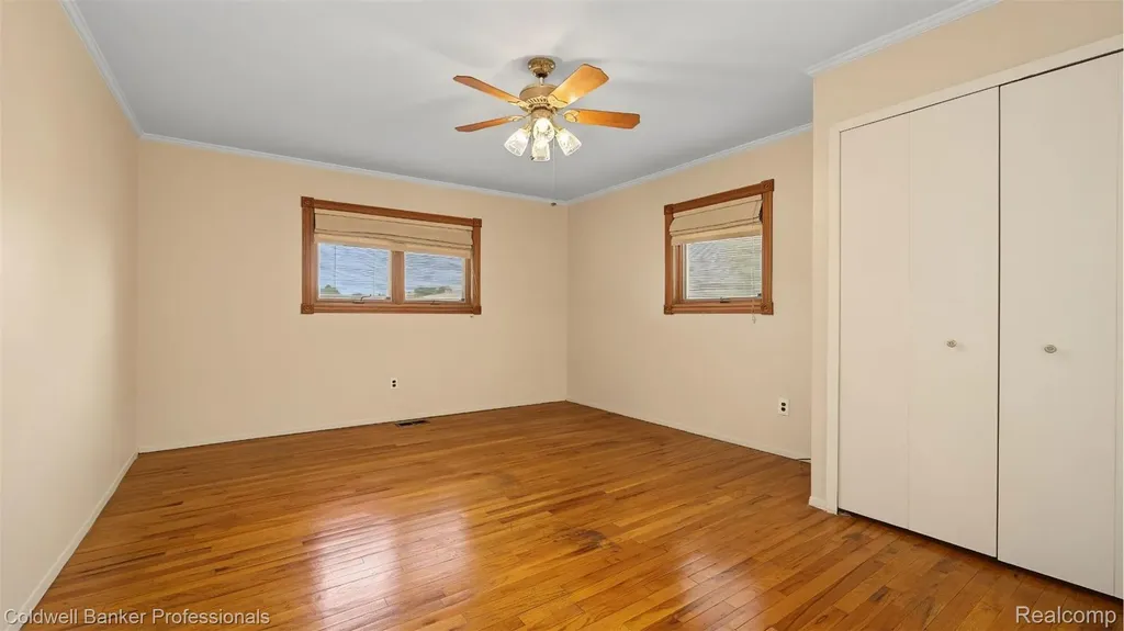 36544 Thomas Drive Sterling Heights City MI 48312