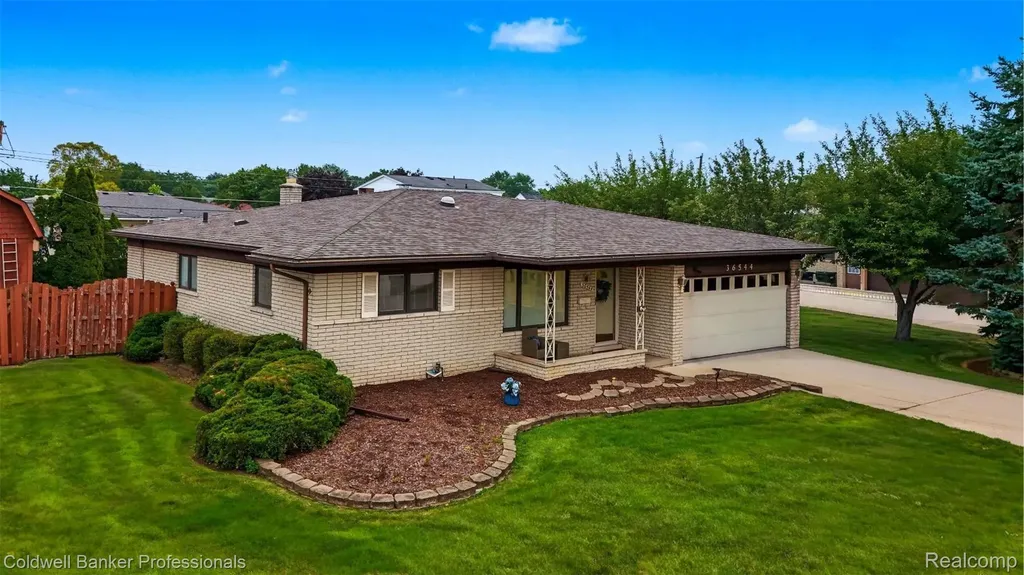 36544 Thomas Drive Sterling Heights City MI 48312