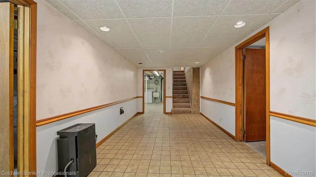 36544 Thomas Drive Sterling Heights City MI 48312