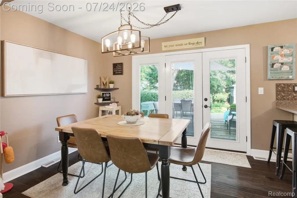 9260 Oakview Street Plymouth Charter Township MI 48170