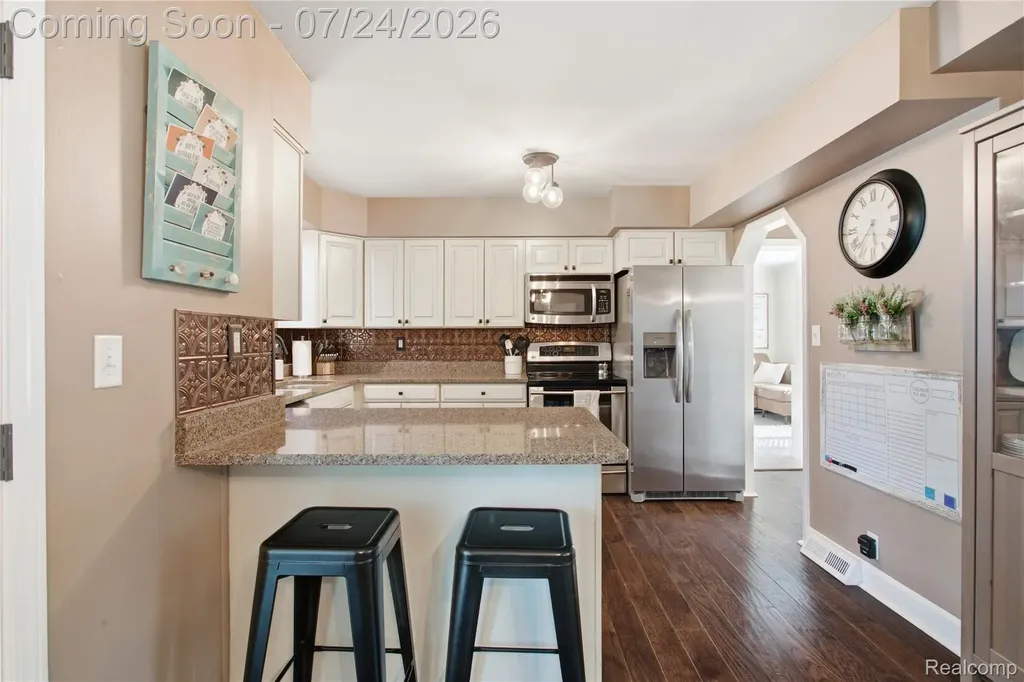 9260 Oakview Street Plymouth Charter Township MI 48170