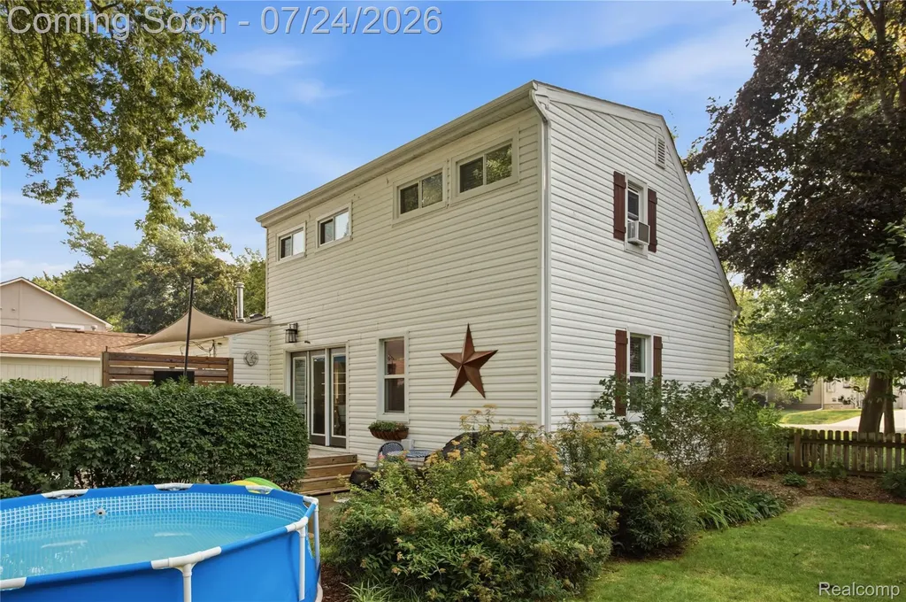 9260 Oakview Street Plymouth Charter Township MI 48170