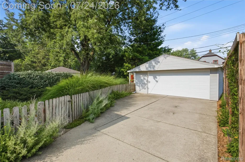 9260 Oakview Street Plymouth Charter Township MI 48170