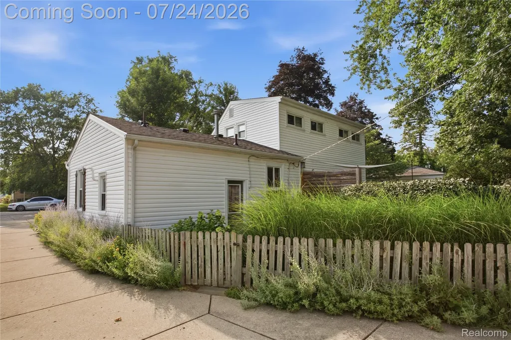 9260 Oakview Street Plymouth Charter Township MI 48170