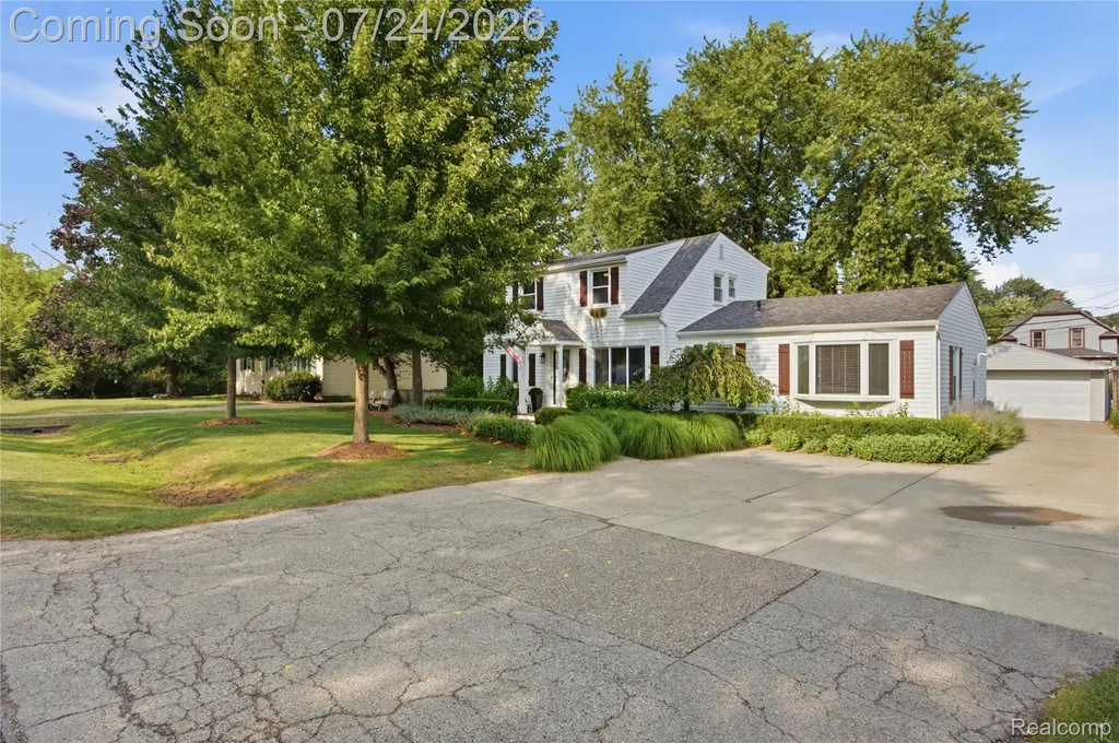 9260 Oakview Street Plymouth Charter Township MI 48170