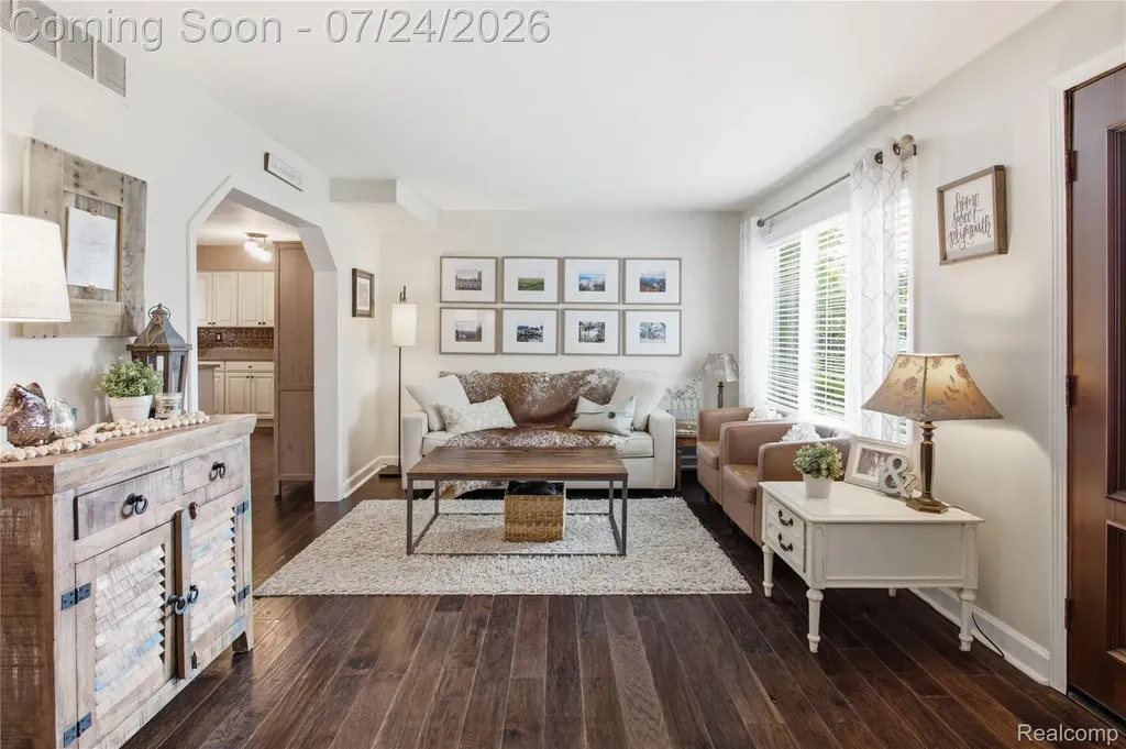 9260 Oakview Street Plymouth Charter Township MI 48170