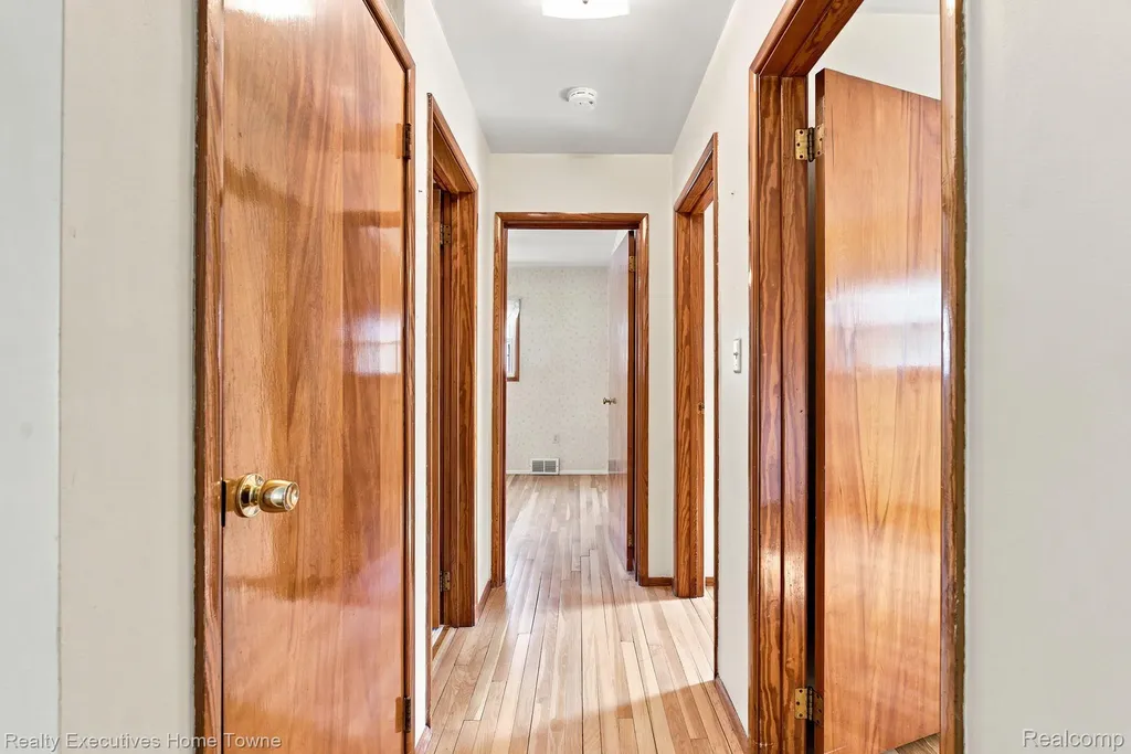 1105 S 15th Street St. Clair City MI 48079