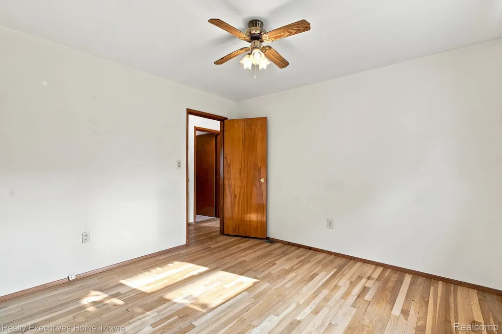 1105 S 15th Street St. Clair City MI 48079