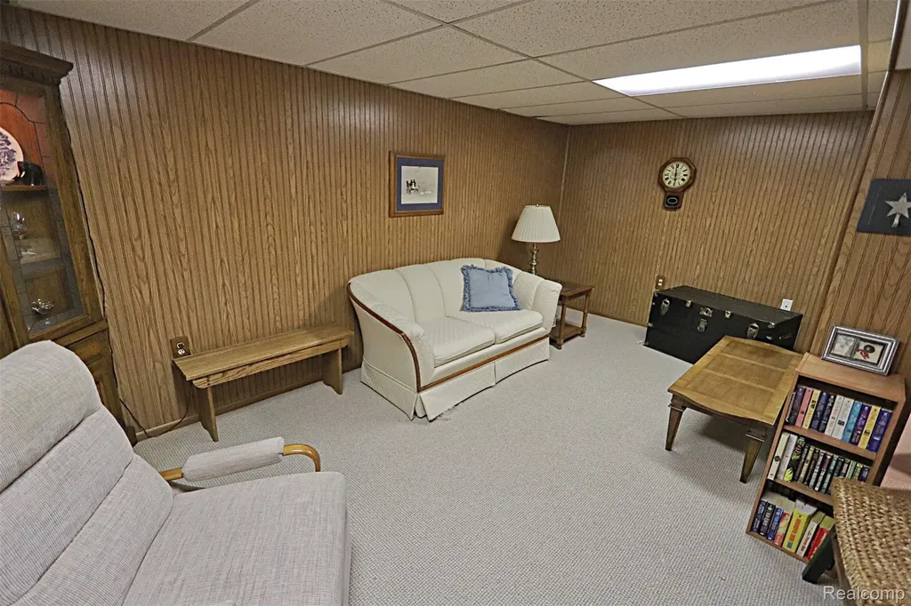 2131 Vine Way Drive Canton Charter Township MI 48188