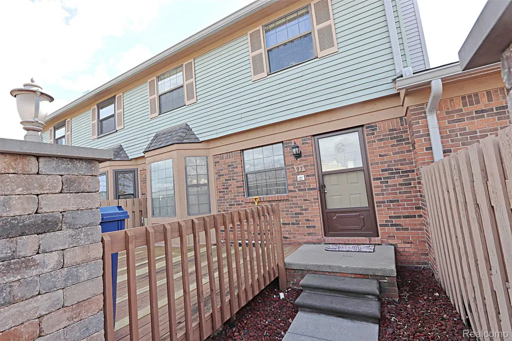 2131 Vine Way Drive Canton Charter Township MI 48188