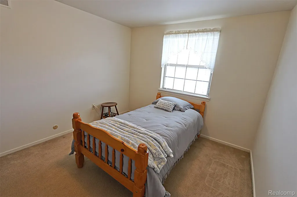 2131 Vine Way Drive Canton Charter Township MI 48188
