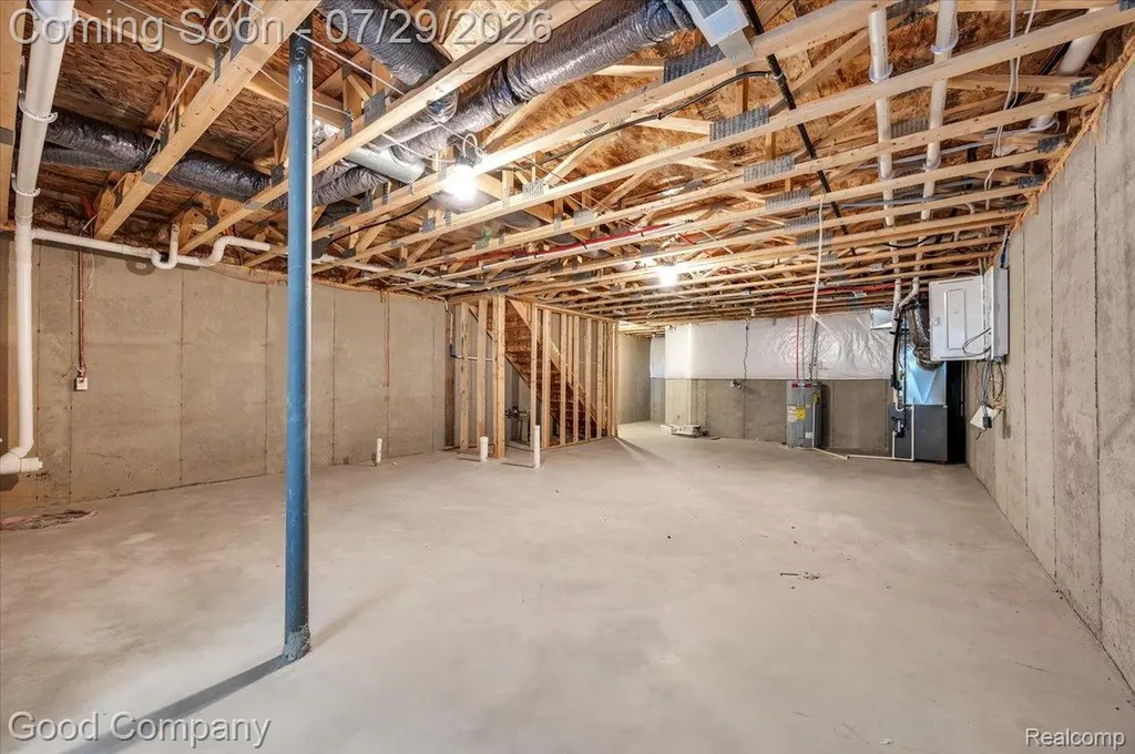 4685 Broomfield Way Lake Orion Village MI 48359