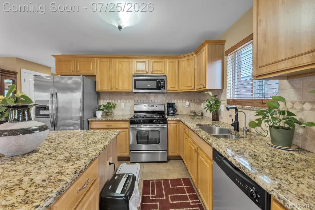5294 Bingham Street Dearborn City MI 48126
