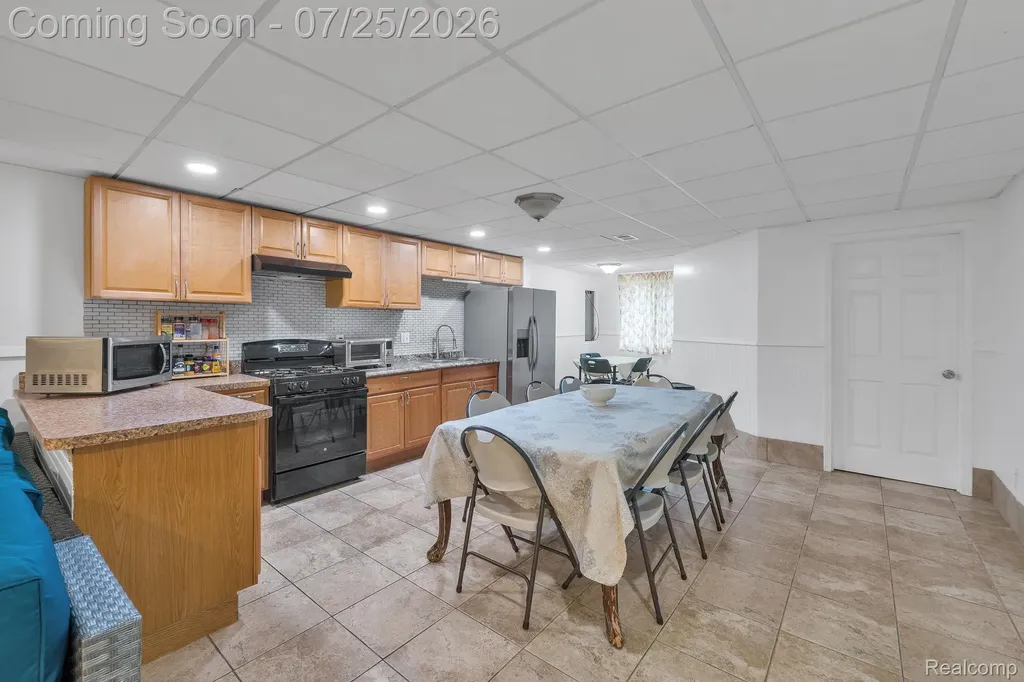 5294 Bingham Street Dearborn City MI 48126