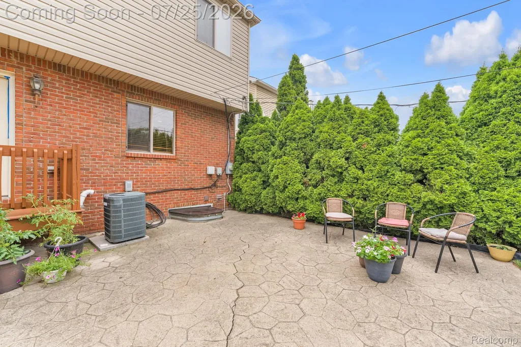 5294 Bingham Street Dearborn City MI 48126