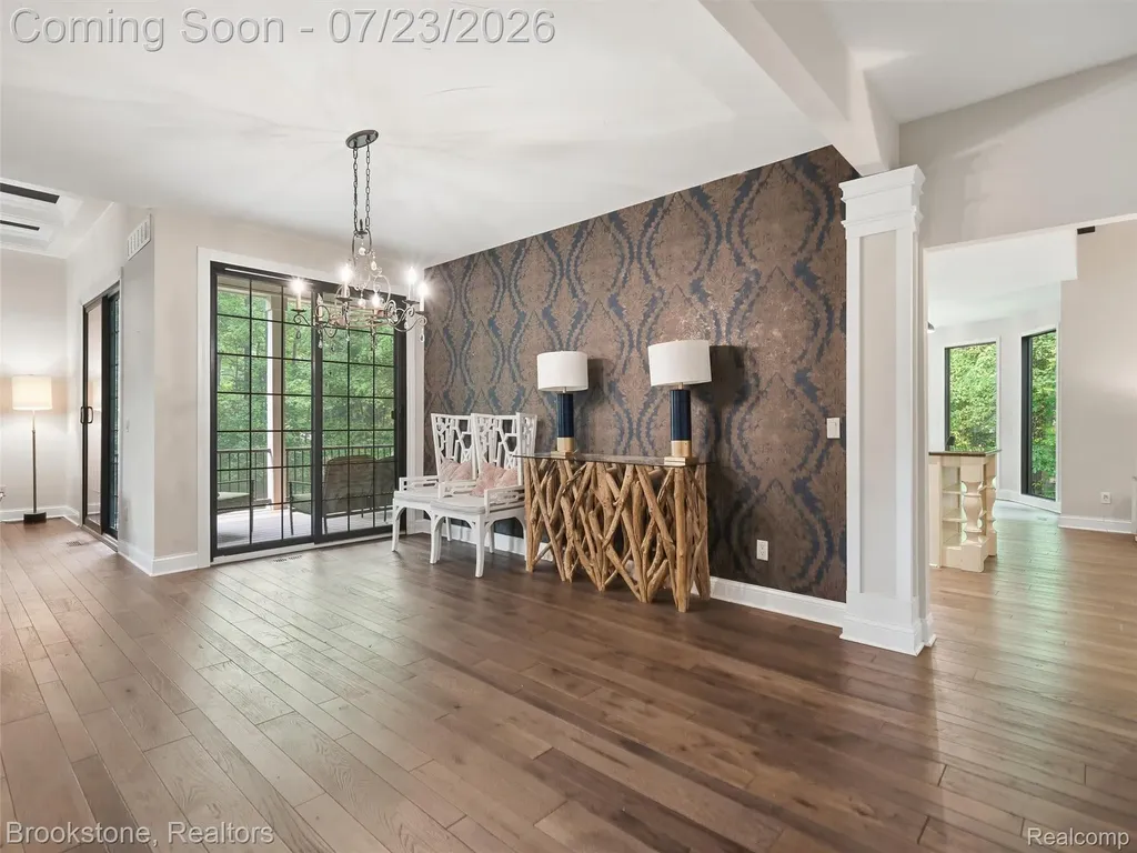 10218 Creekwood Trail Springfield Charter Township MI 48350