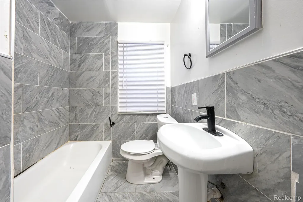 12717 Santa Rosa Drive Detroit City MI 48238