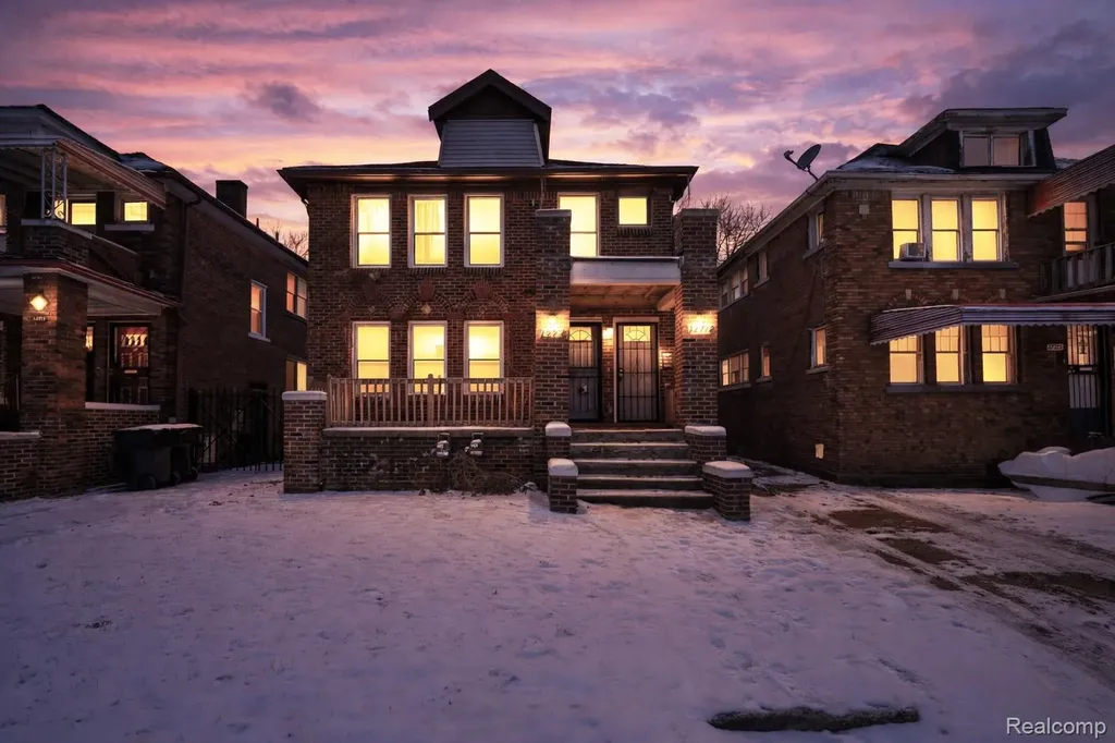 12717 Santa Rosa Drive Detroit City MI 48238