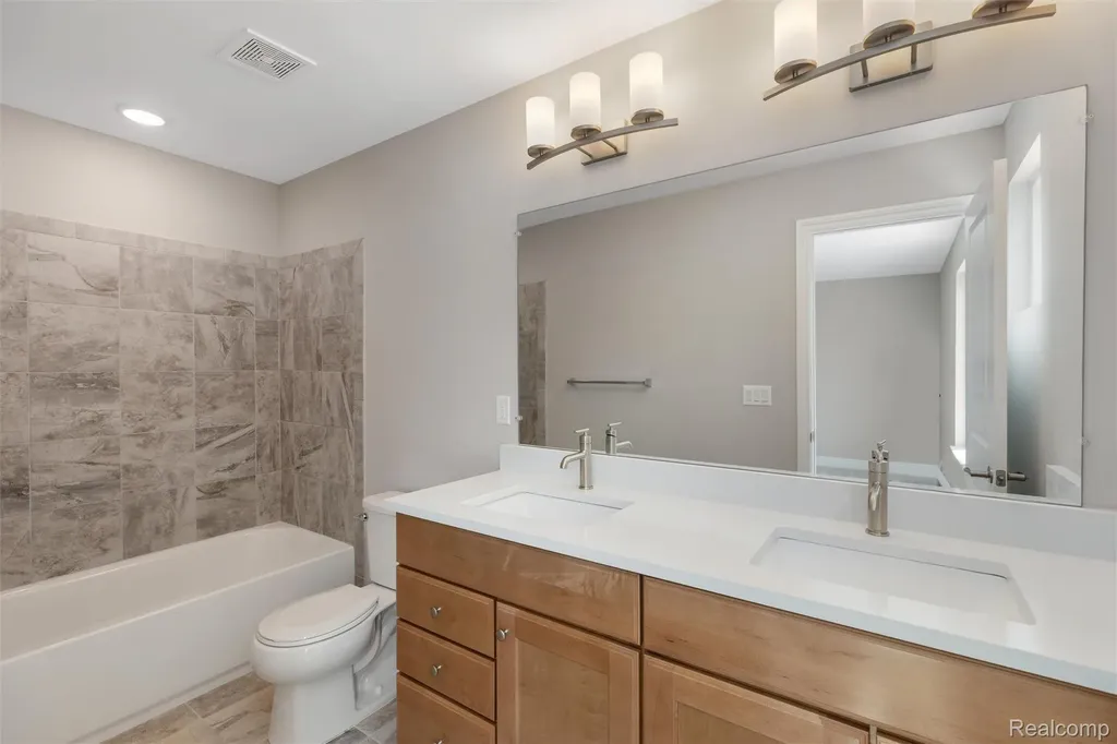 2149 Evergreen Lane Pittsfield Charter Township MI 48103
