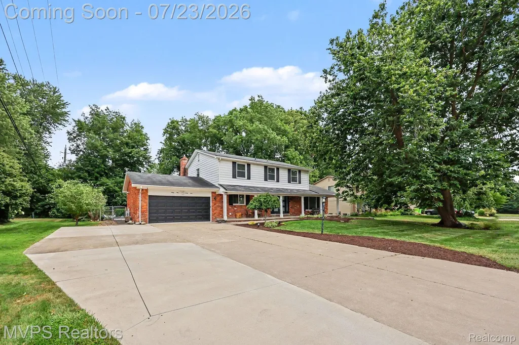 6949 Cottonwood Knoll West Bloomfield Charter Township MI 48322