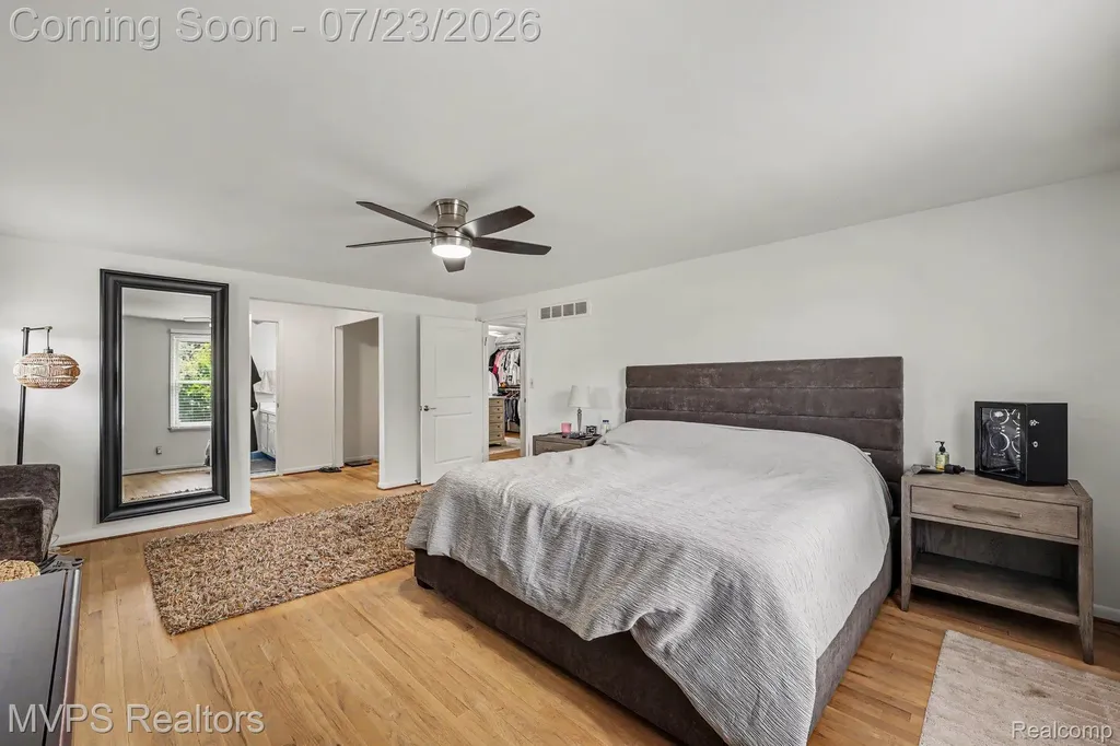 6949 Cottonwood Knoll West Bloomfield Charter Township MI 48322