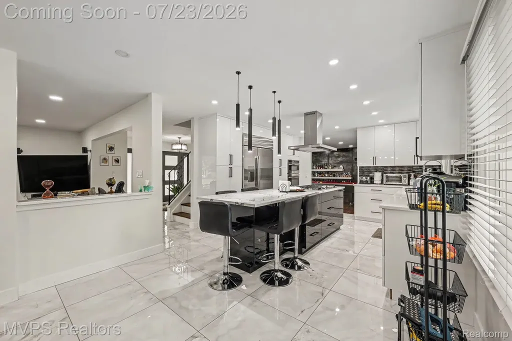 6949 Cottonwood Knoll West Bloomfield Charter Township MI 48322