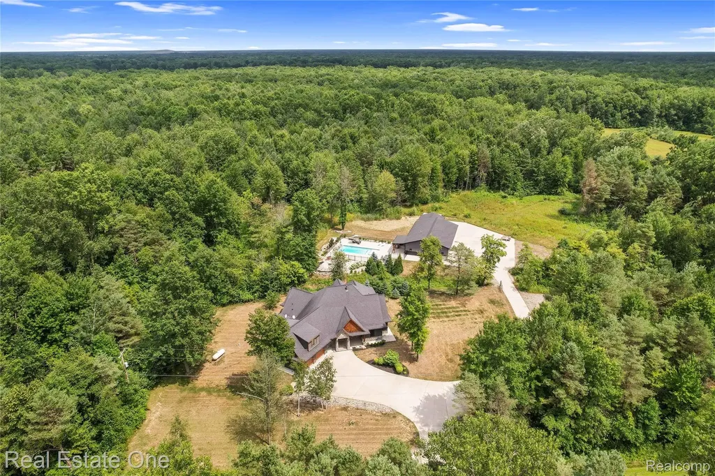 10366 Duffield Road Montrose Charter Township MI 48457