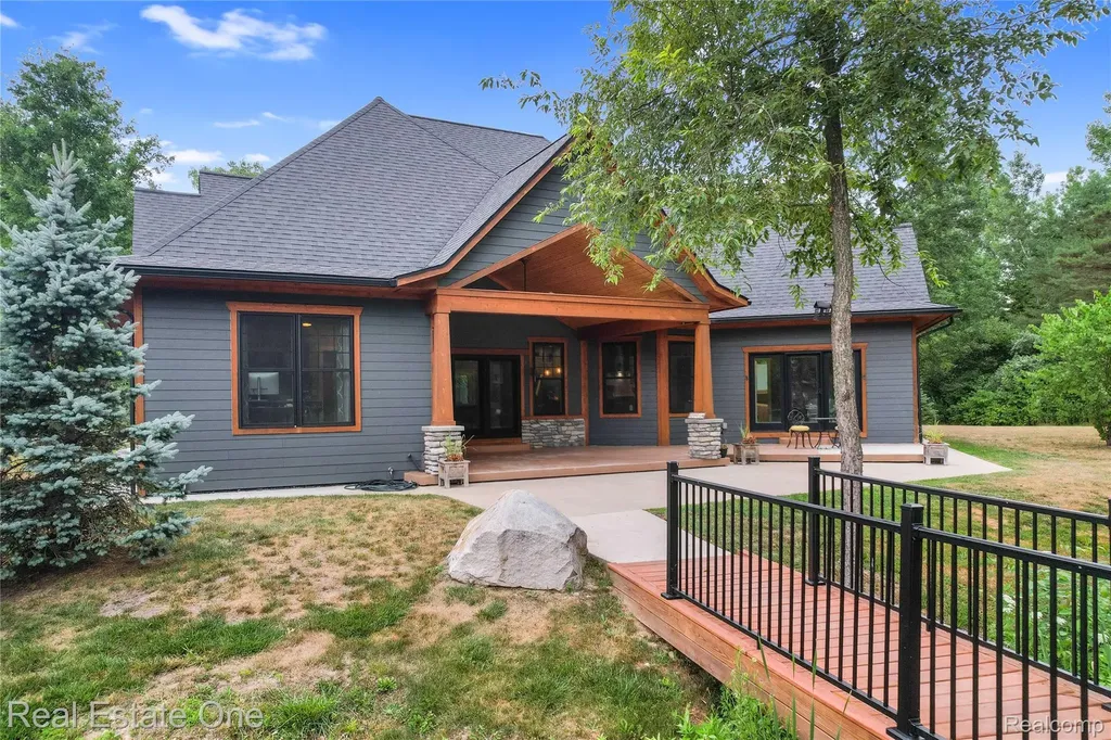 10366 Duffield Road Montrose Charter Township MI 48457