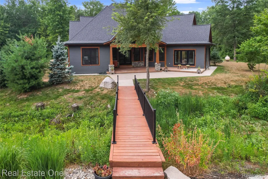 10366 Duffield Road Montrose Charter Township MI 48457