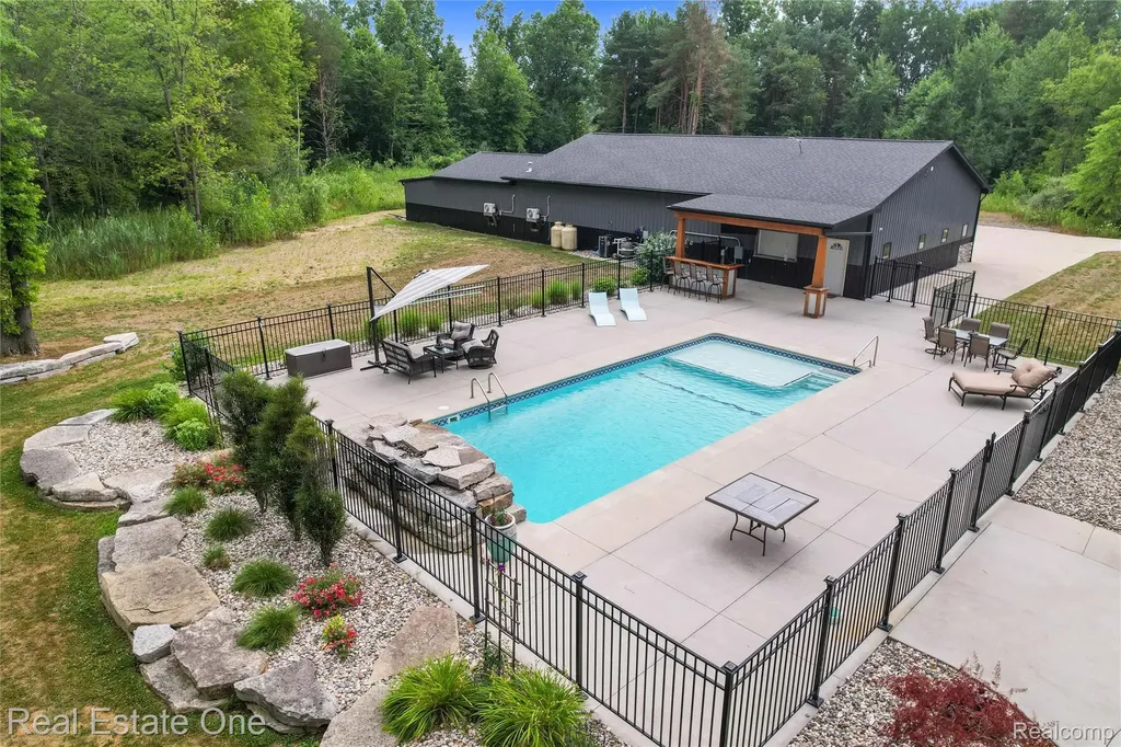 10366 Duffield Road Montrose Charter Township MI 48457