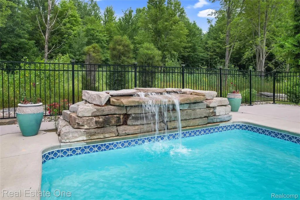 10366 Duffield Road Montrose Charter Township MI 48457