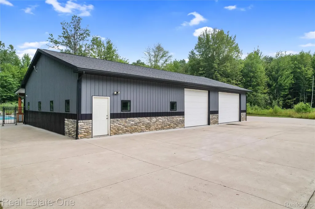 10366 Duffield Road Montrose Charter Township MI 48457
