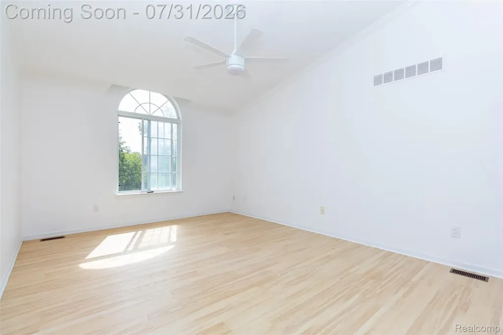 3388 Riverside Drive Canton Charter Township MI 48188