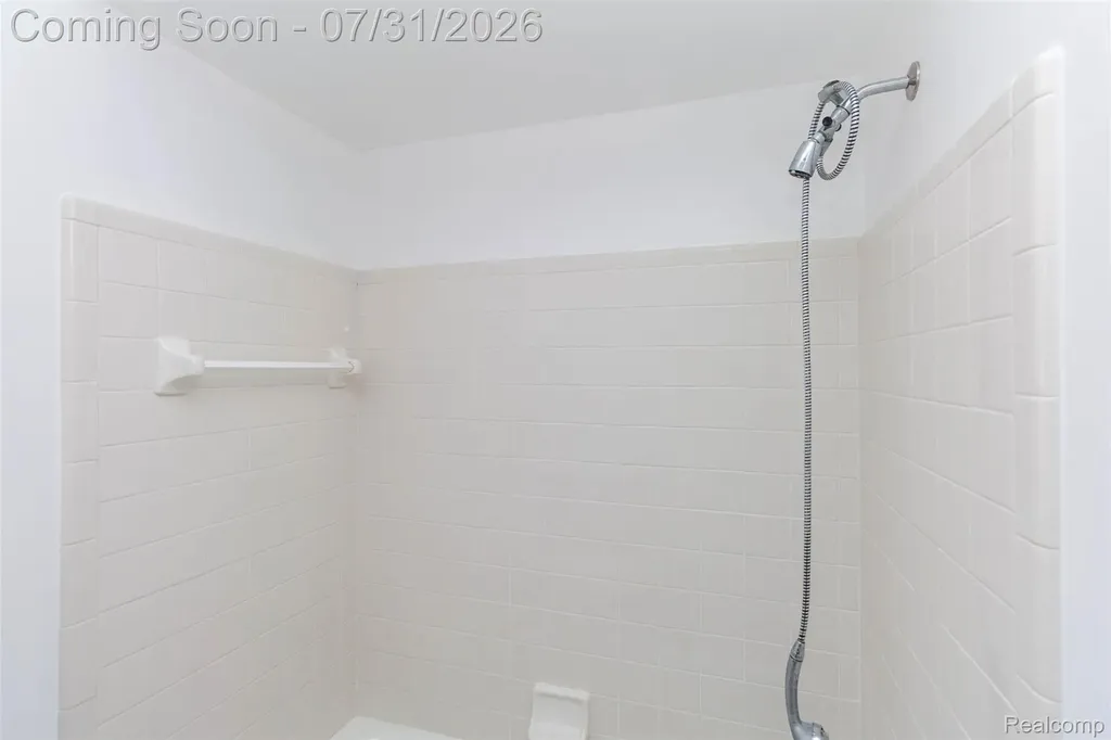 3388 Riverside Drive Canton Charter Township MI 48188